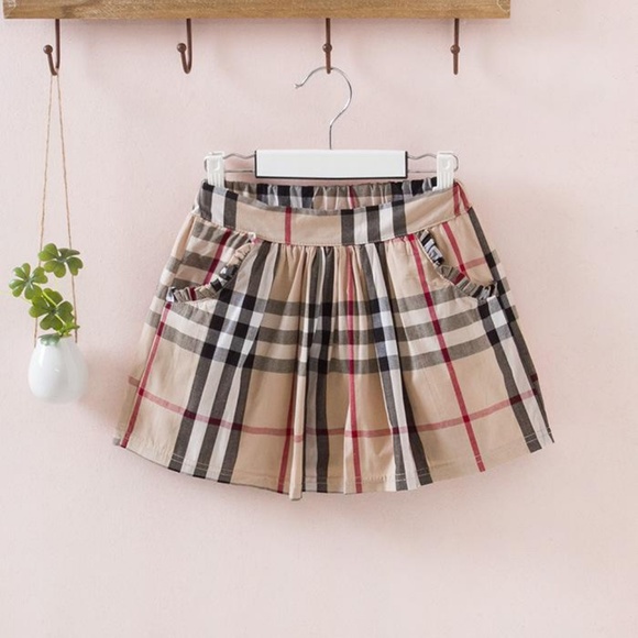 LAST ONE! Cute Toddler Black Shirt Plaid Skirt Set - Picture 2 of 8